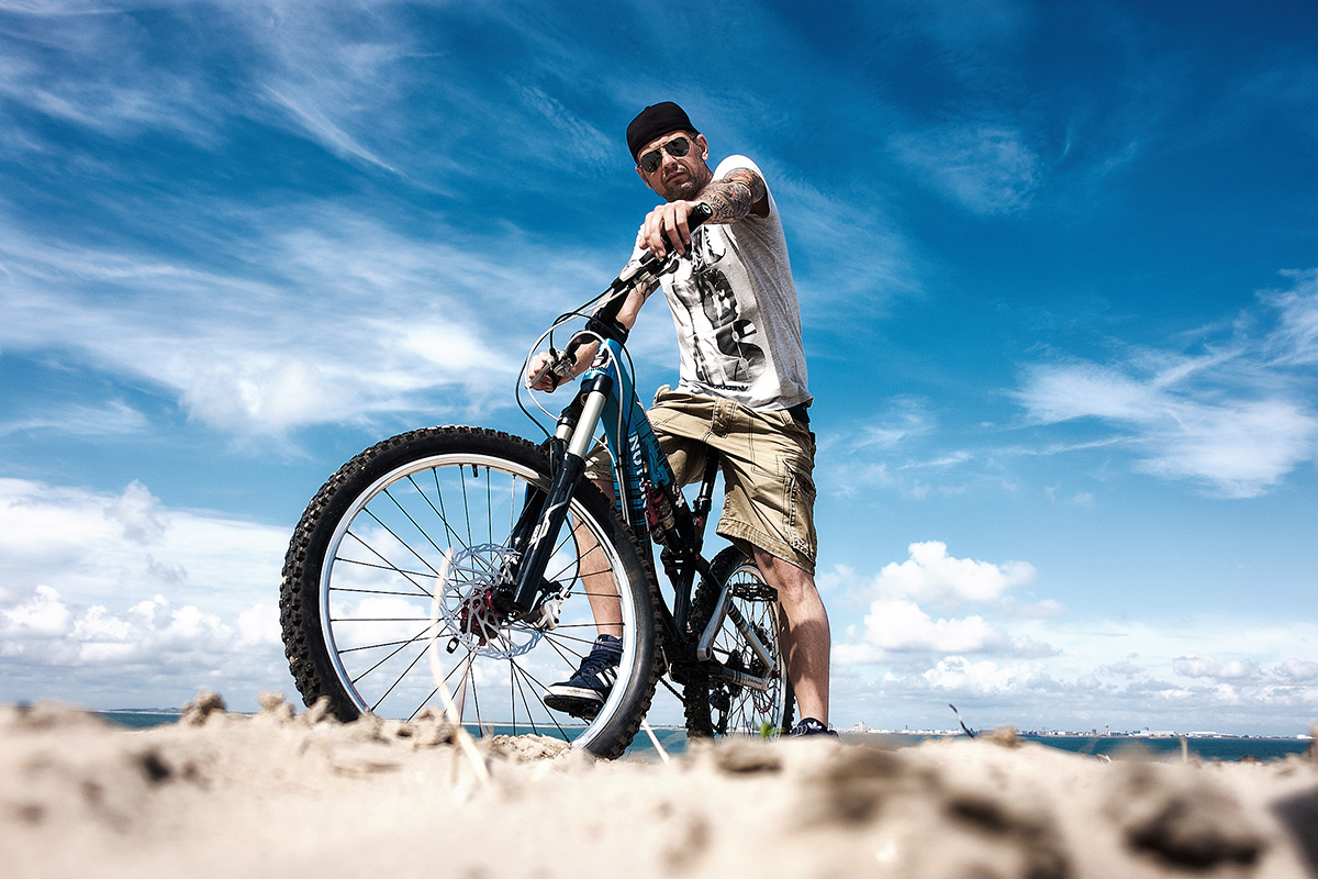 Produktfotografie Werbefotos Mountain Bike Outdoor Aufnahme Strand
